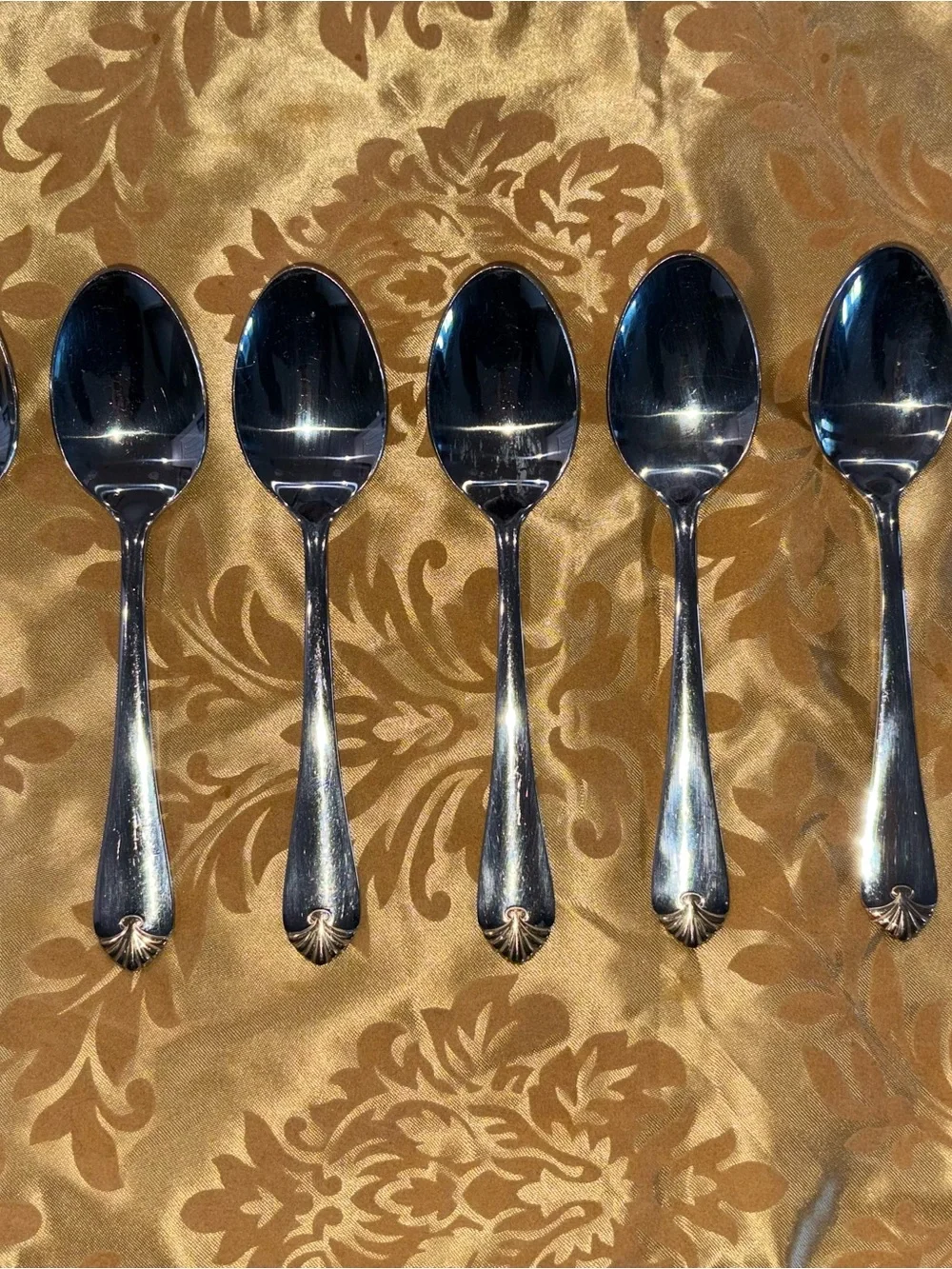 Royal Prestige 18/8 Stainless Flatware Set 65+ Pc w/ Wallace Cherrywood Case